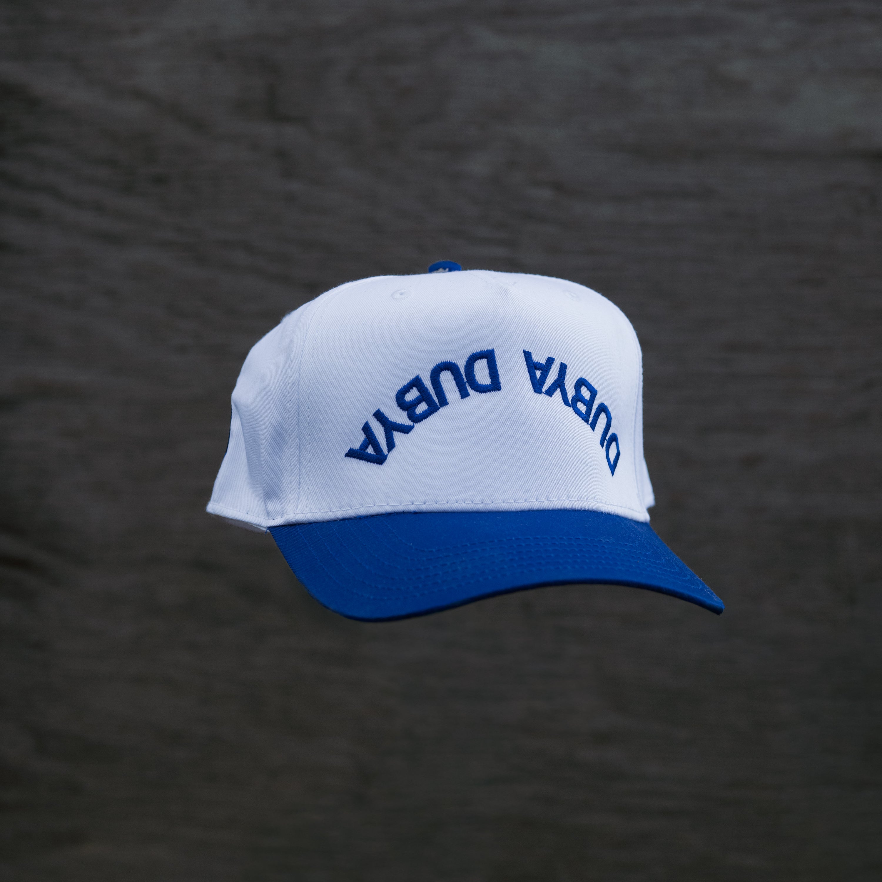 Otto white/royal  Dubya Dubya logo embroidered